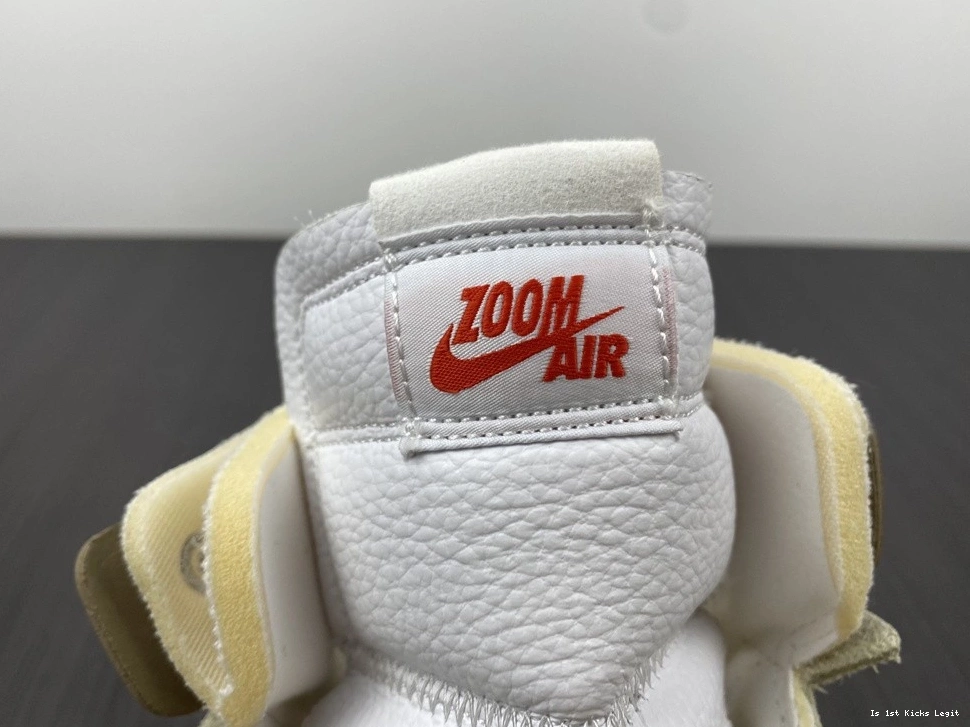 Zoom Aura 1 CMFT Jordan Olive Air CT0979-102 0129